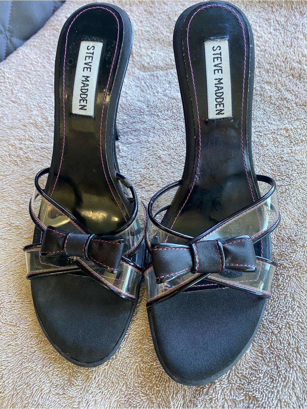 Vintage Steve Madden Y2K Clear PVC Black Satin Bow Mules Heels Pink Stitching 8